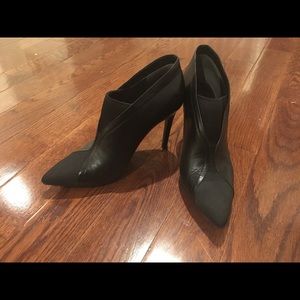Sigerson Morrison booties sz 7. EUC